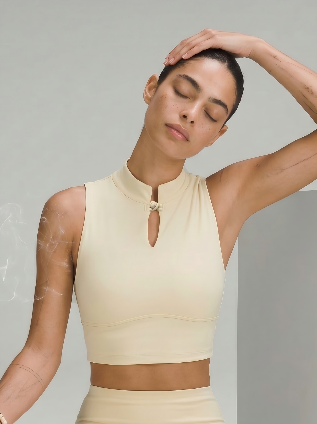 Eunfew Aura Breath Top | Cropped Mandarin Collar Yoga Tank (Keyhole Detail) EUNFEW