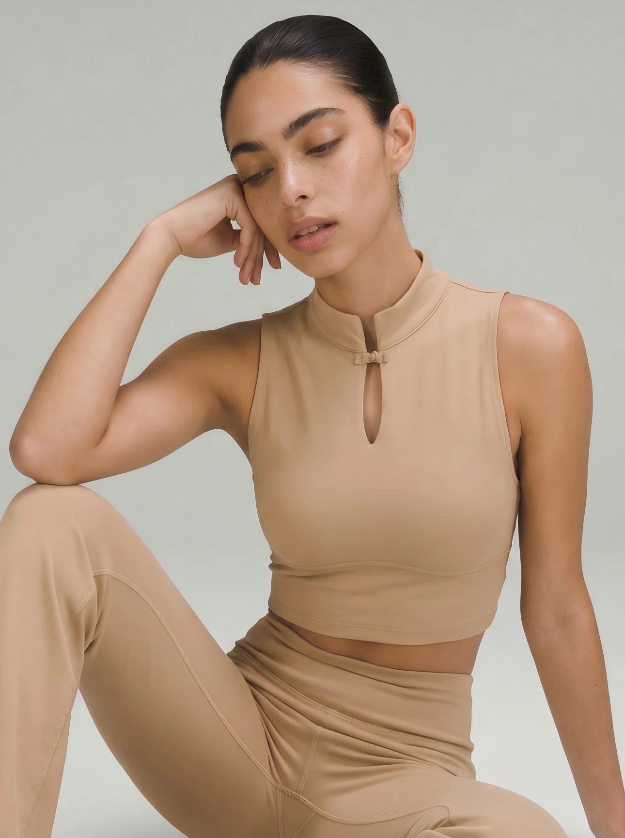 Eunfew Aura Breath Top | Cropped Mandarin Collar Yoga Tank (Keyhole Detail) EUNFEW